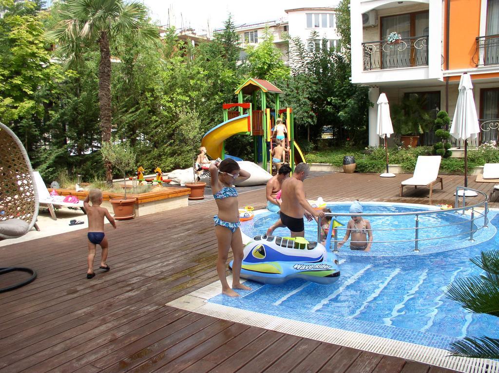 Lvv Palace Apartment Sunny Beach Dış mekan fotoğraf