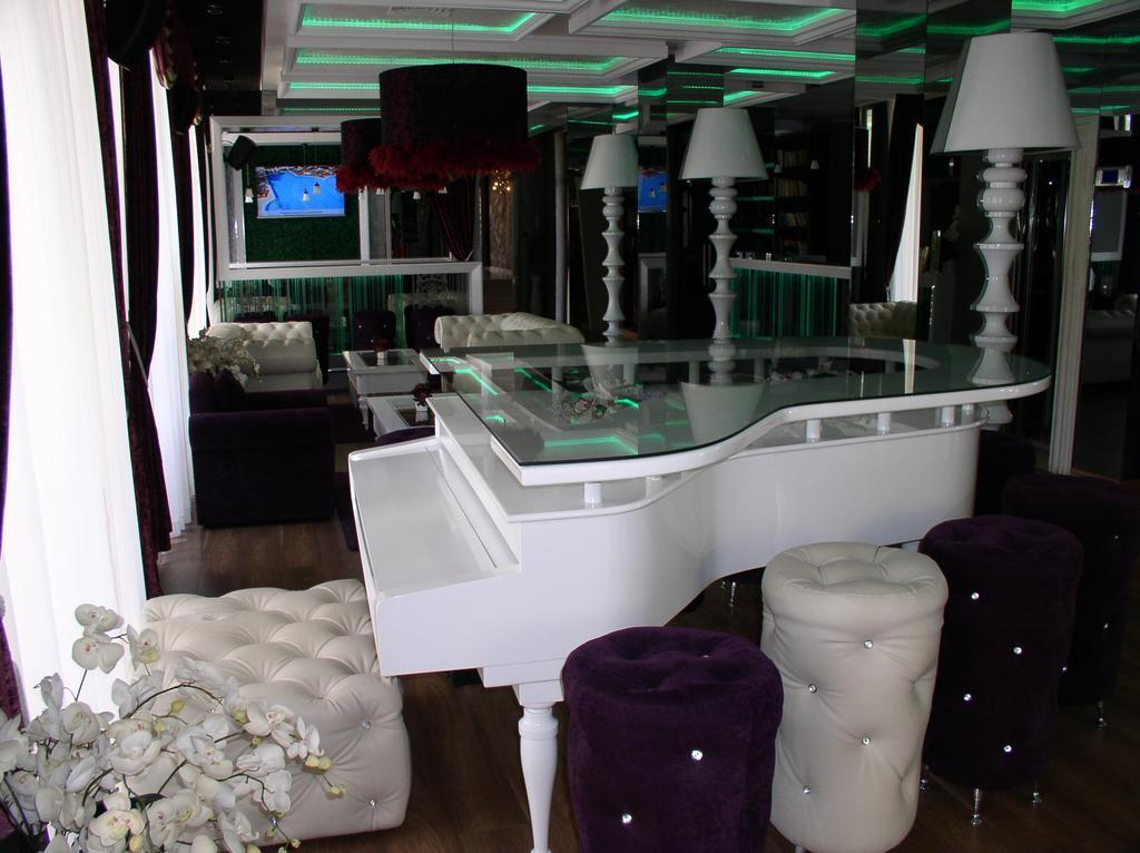 Lvv Palace Apartment Sunny Beach Dış mekan fotoğraf