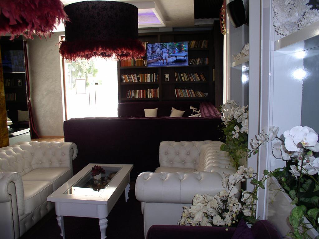 Lvv Palace Apartment Sunny Beach Dış mekan fotoğraf