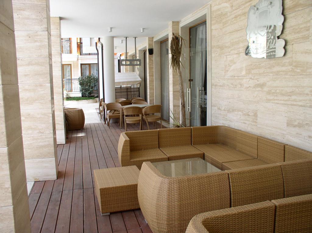 Lvv Palace Apartment Sunny Beach Dış mekan fotoğraf